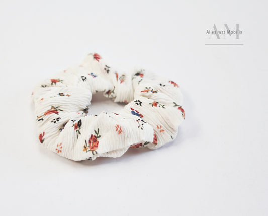 Vintage Floral Srunchie