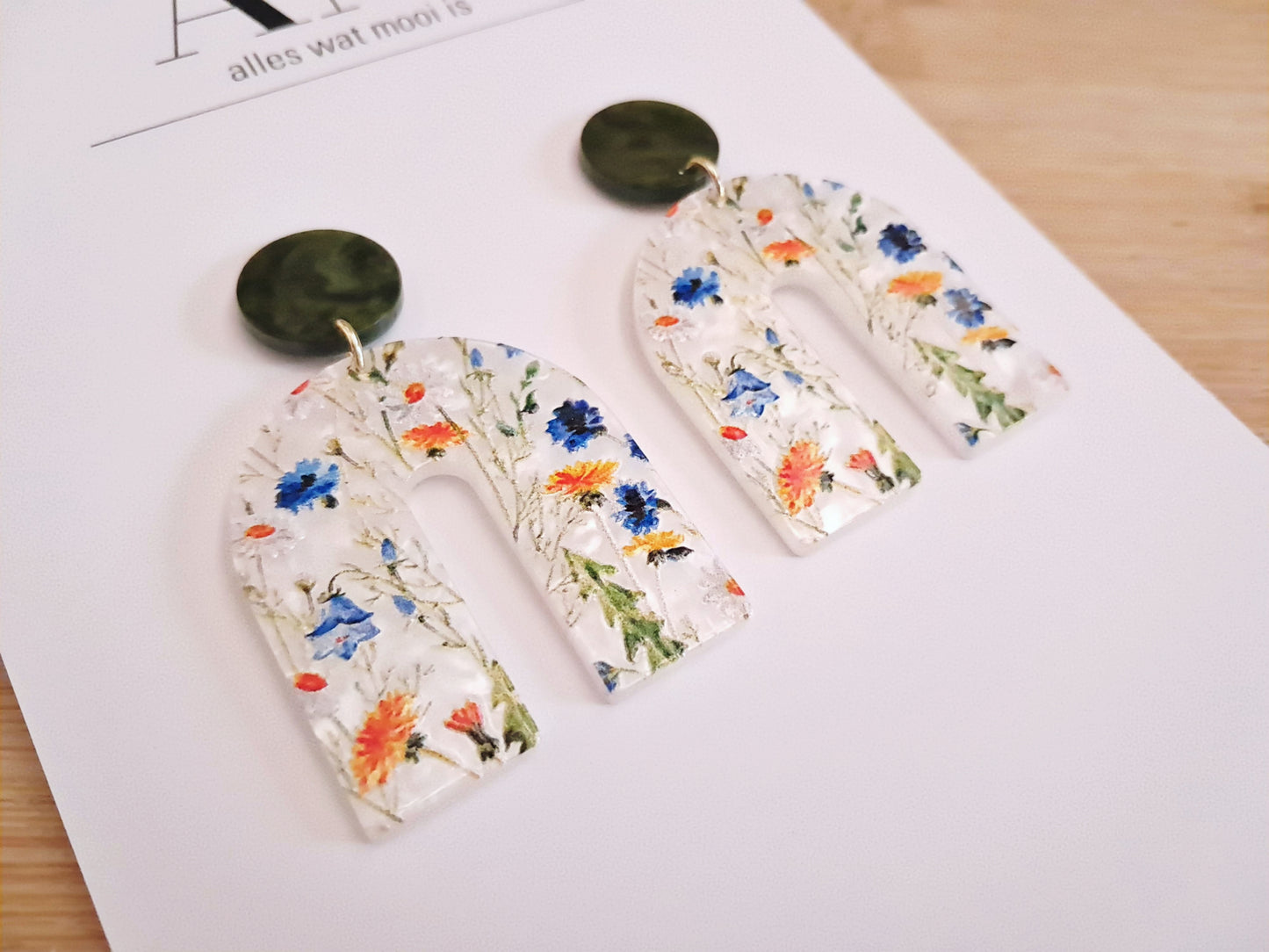 Acrylic Floral Earrings (Green)