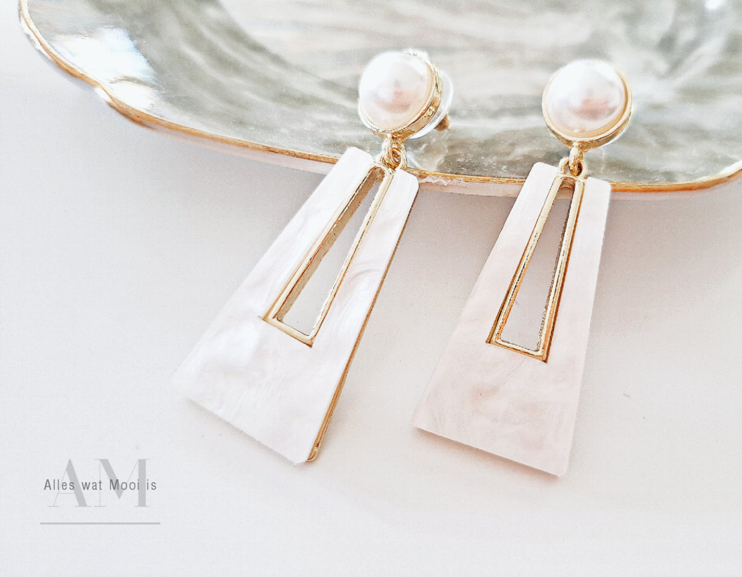 Pearl Geometric Earrings